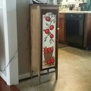 Meet your Posher, Dana