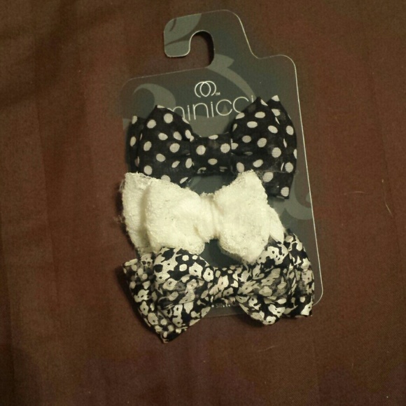 Hair bows