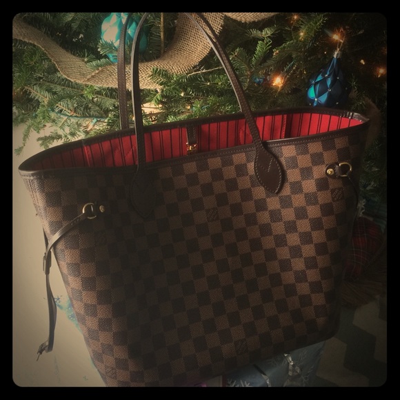 Authentic Louis Vuitton Neverfull