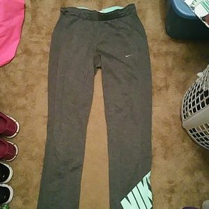 Nike therma sweats