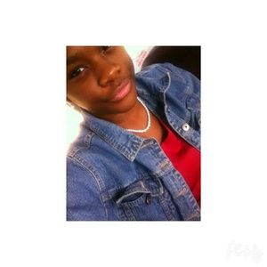 Meet your Posher, Deonanna