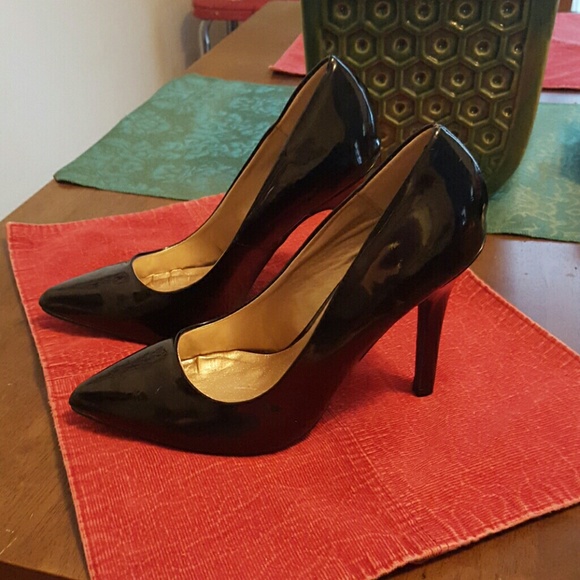 Bllack pumps