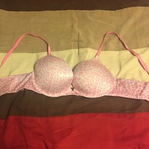 VS Biofit Demi Uplift Bra 36B