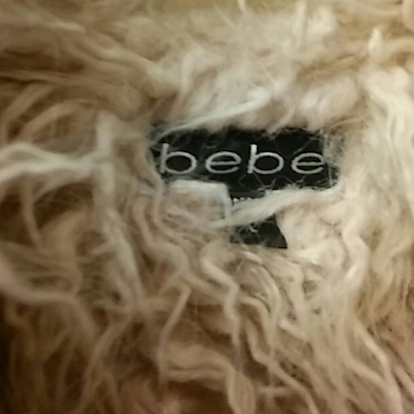 (SOLD) Bebe Shearling Funky & Chic Jacket - Picture 4 of 4