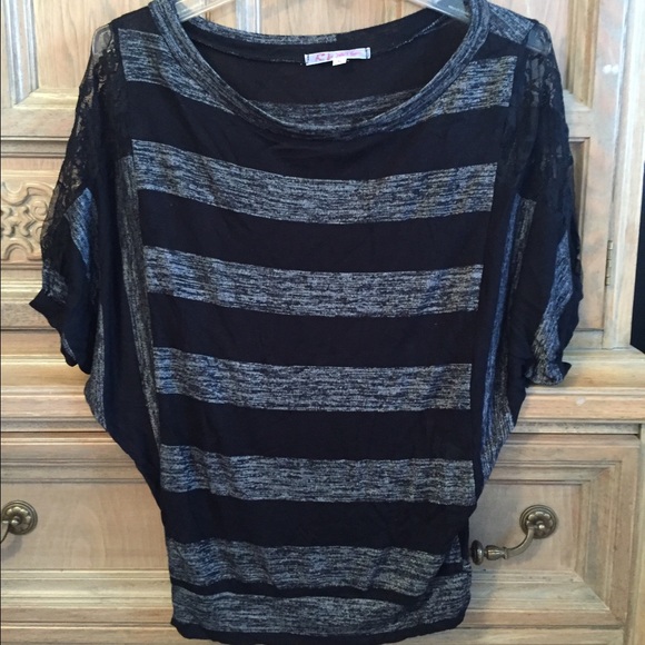 Black and grey loose fit top