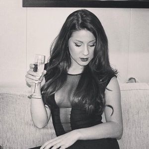 Meet your Posher, Kaila