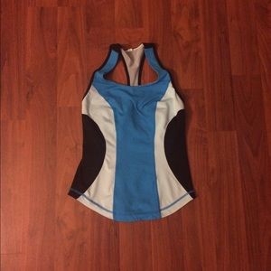 Lululemon cardio kick tank. Size 6.