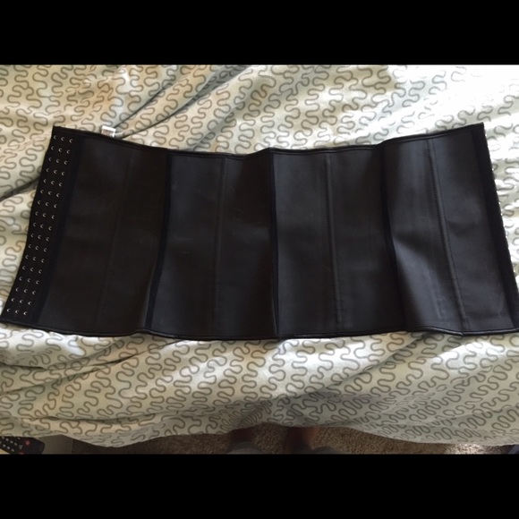 Additional Photos - Picture 3 of 4