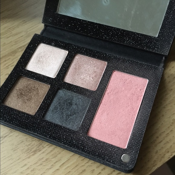LORAC eyeshadow and blush palette