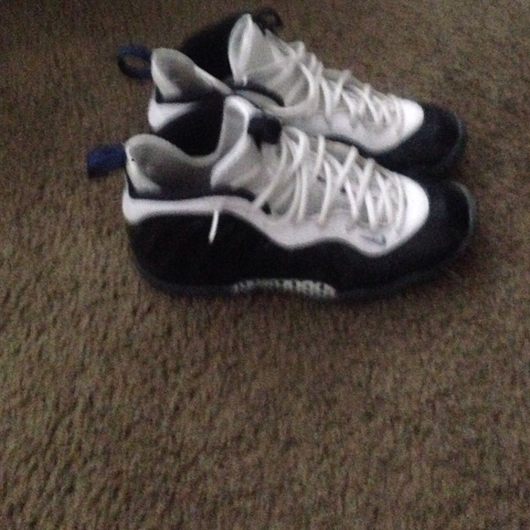 Their in great condition and their size 6