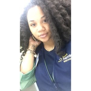 Meet your Posher, Janae