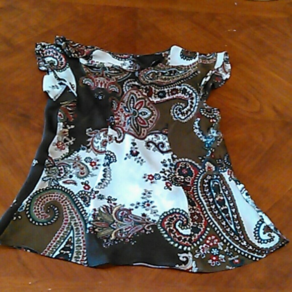 Silk Like Paisley Ruffle Blouse - Picture 3 of 3