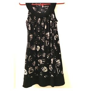 Black & white patterned sundress