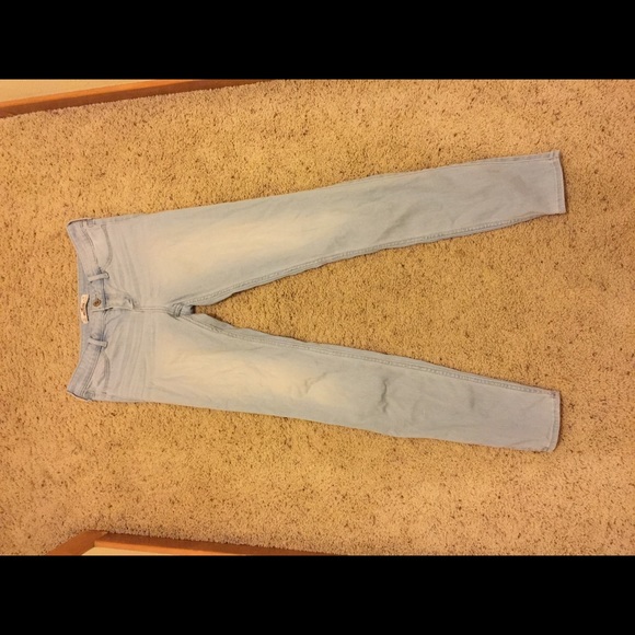 Hollister skinny jeans
