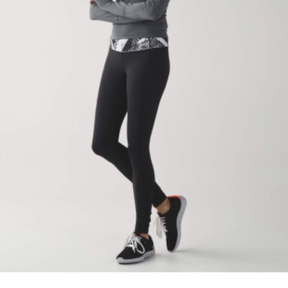 lululemon athletica Pants - Lululemon Speed Tight V
