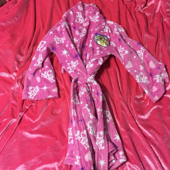 Size 6 Disney girl's princess robe