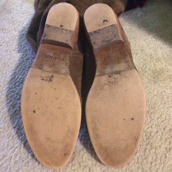 SOLD - Picture 3 of 4