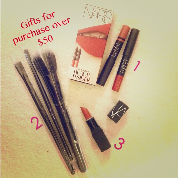 🎉🎁 Gifts for every purchase over $50🎉🎁