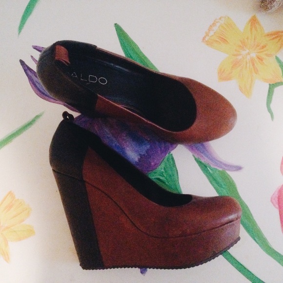Size 8,5 leather Aldo platform shoes, barely worn - Picture 1 of 2