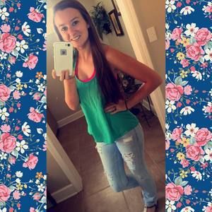 Meet your Posher, Katie