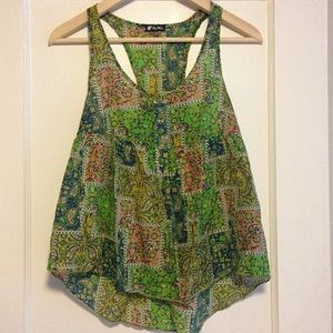 Razorback floral tank.