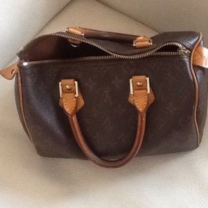 Louis Vuitton speedy. Use in  good shape.