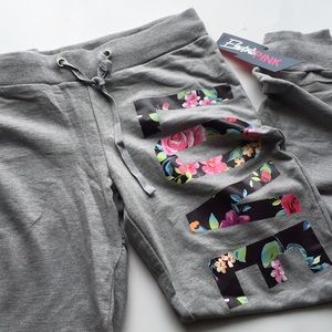 NWT Love Life scrunched joggers