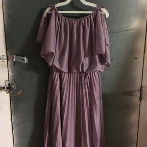 Vintage Pleated Tea length dress - 1970s