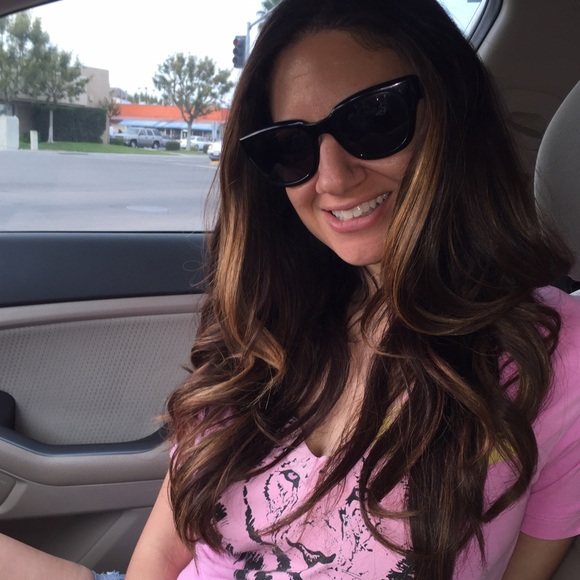 Meet your Posher, Sara