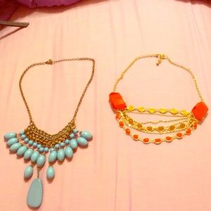 2 gorgeous necklaces.