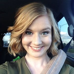 Meet your Posher, Mackenzie