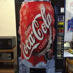 Meet your Posher, Crys