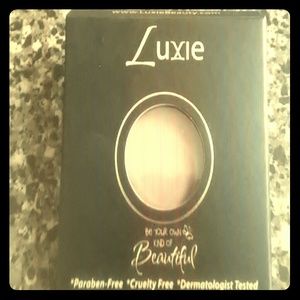 Luxie Brand eyeshadow
