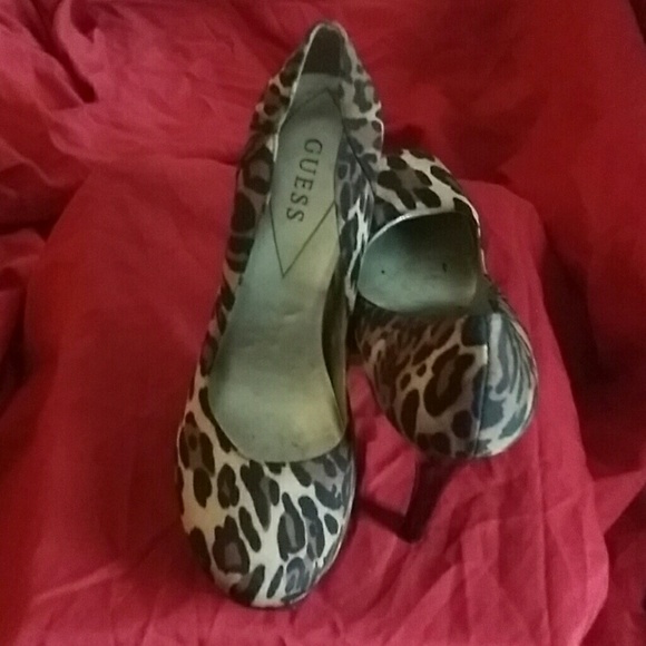 Leopard shoes