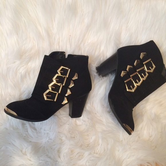 SOLD - HP π Buckle Booties - Picture 3 of 4