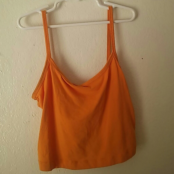 Crop top - Picture 1 of 3