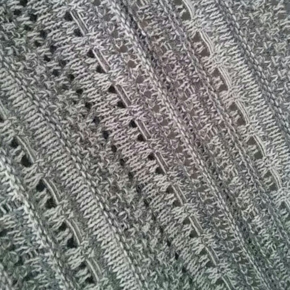 Cardigan - Picture 3 of 4