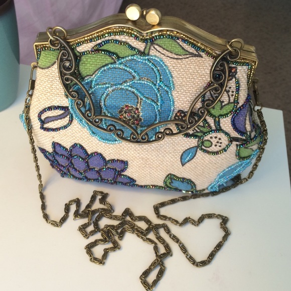 Handbag - Picture 3 of 3