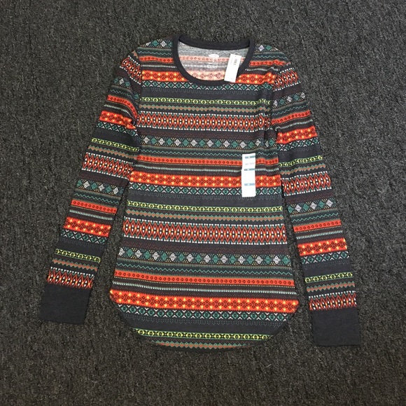 Old Navy Long Sleeve Tee