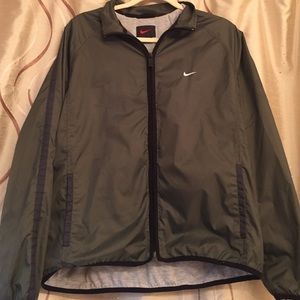 green nike jacket women's