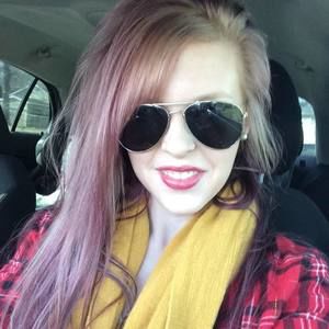 Meet your Posher, Leah