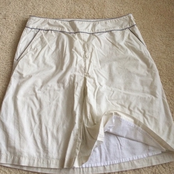 🛍  Land's End knee-length skirt - Picture 2 of 4