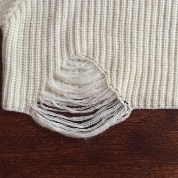 Cropped UNIF sweater - Picture 4 of 4