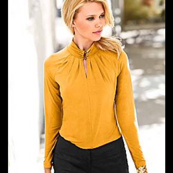 Tops - Super cute yellow blouse with button neck no trade