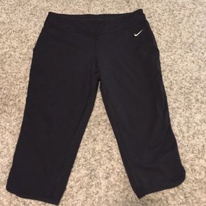 Nike dri fit Capri