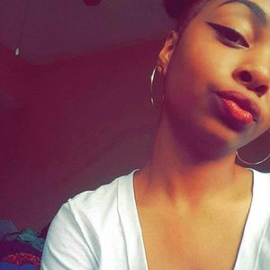 Meet your Posher, Eden