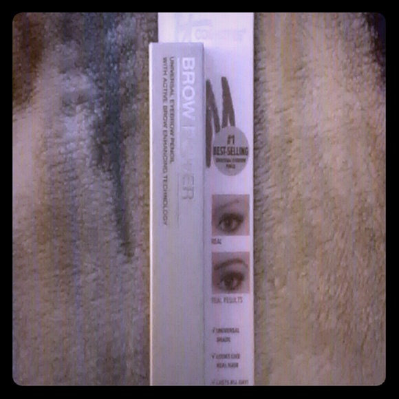 it cosmetics universal eyebrow pencil