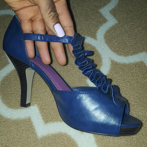 Madden Girl Steve Madden Sandals