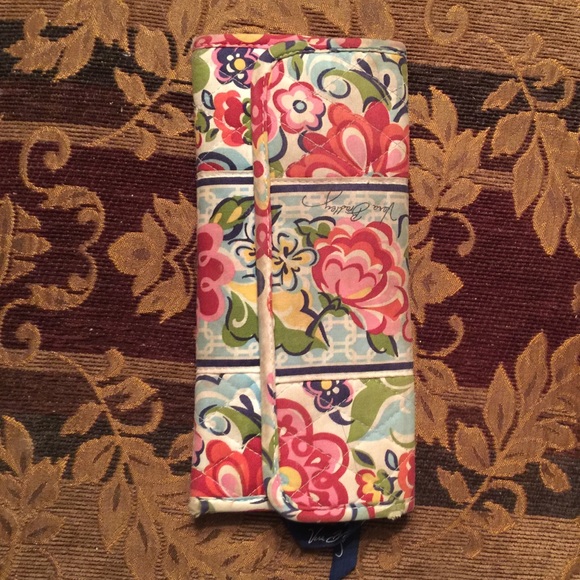 Vera Bradley trifold wallet