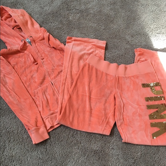 VS velour outfit